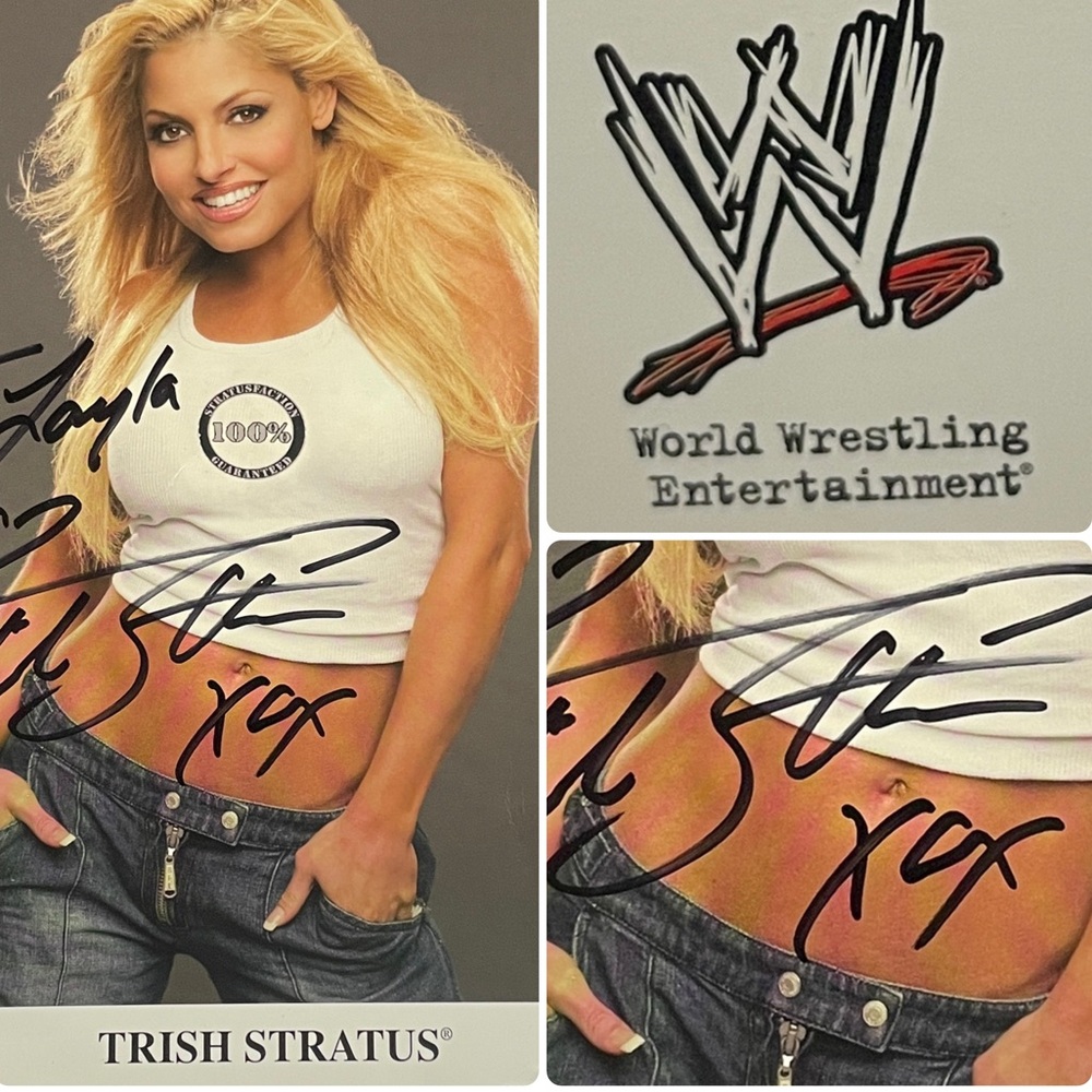 Original Trish Stratus Signed Autographed 8x10 Photo WWE Diva Wrestling